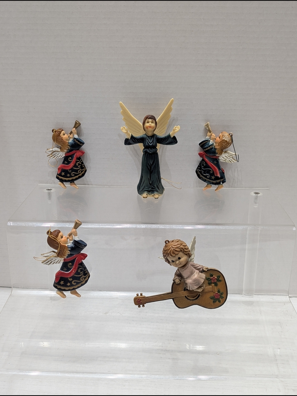 Vintage angels Christmas ornaments set of 5. Made in Hong Kong